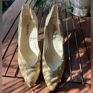 Vintage Maria Pia heels (Gold)